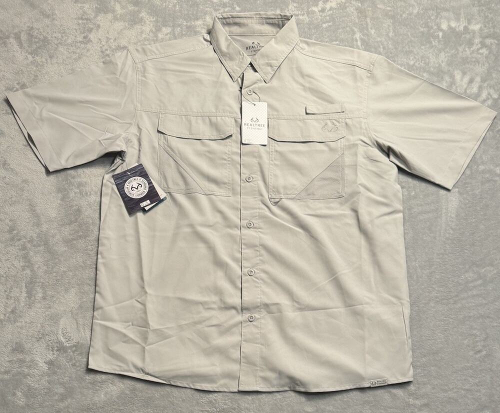NWT Medium Realtree Gray Fishing Short Sleeve Shirt Hunting Gorpcore Vented Camp